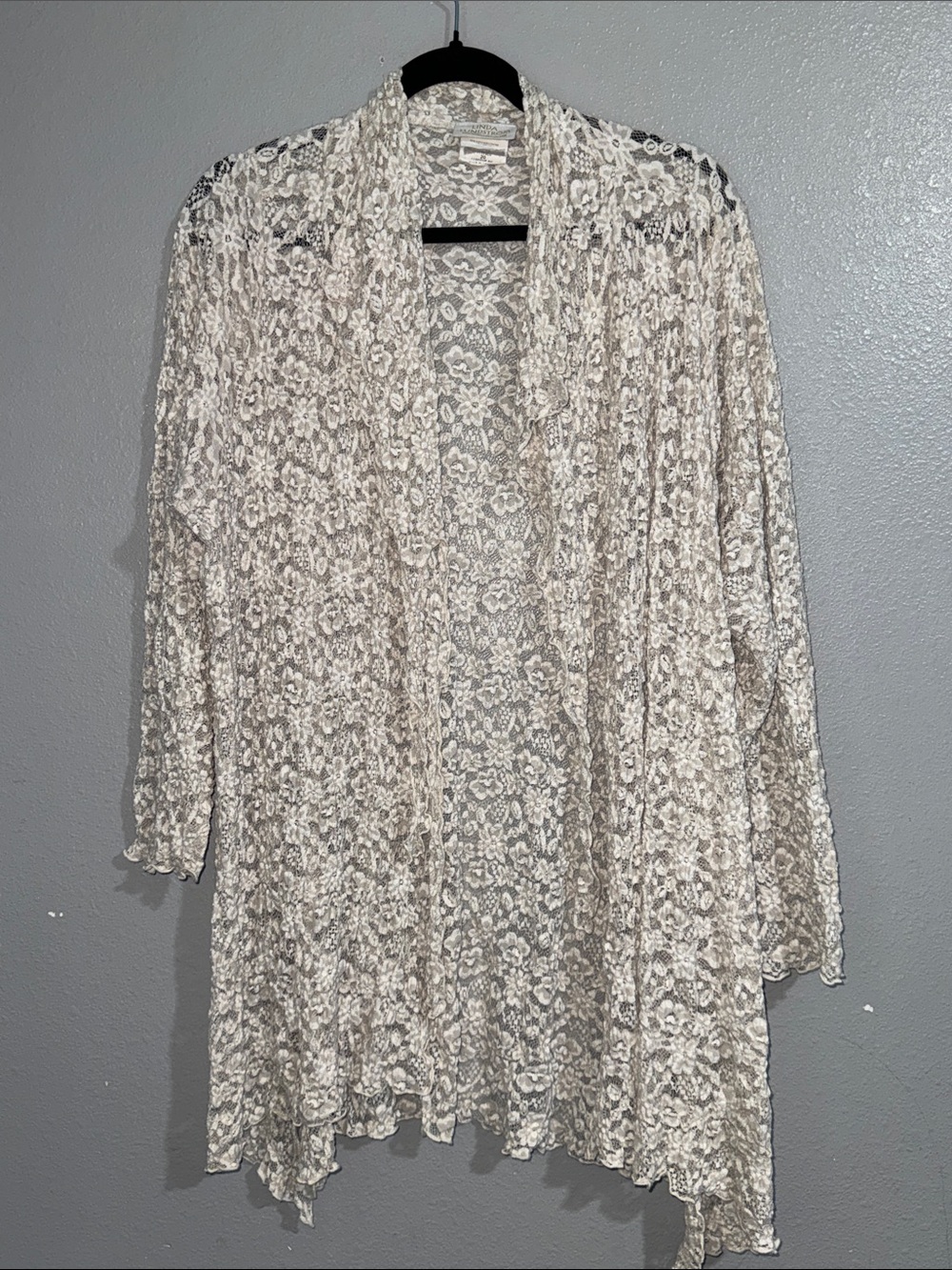 Linda Lundstrom Lightweight Cream Lace Cardigan